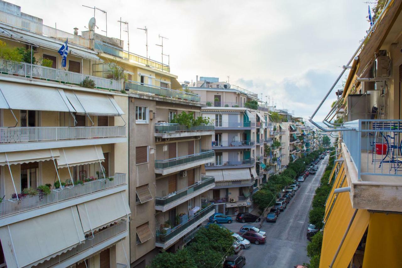 "Casa De Colores", Next To The Metro Atenas Exterior foto