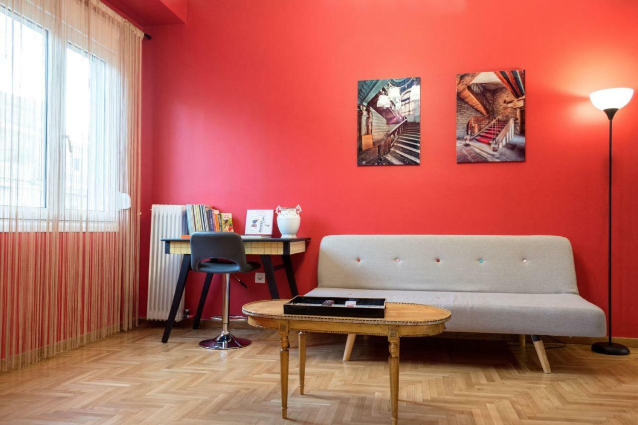 "Casa De Colores", Next To The Metro Atenas Exterior foto